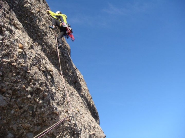 en una pared de montserrat